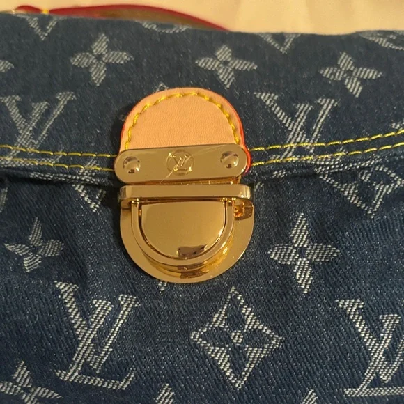 Louis Vuitton Look Alike Denim Monogram Shoulder Bag - Picture 4 of 6